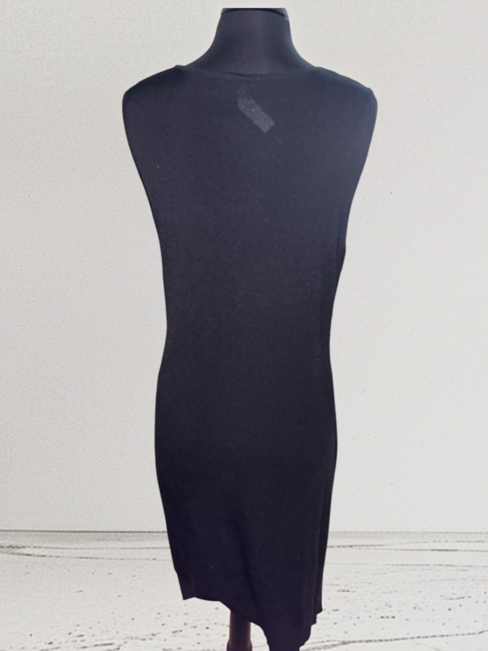 Vince Camuto Geometric Knit Shift Dress, P2P:18.5-20”, L:41.5” - Picture 2 of 9